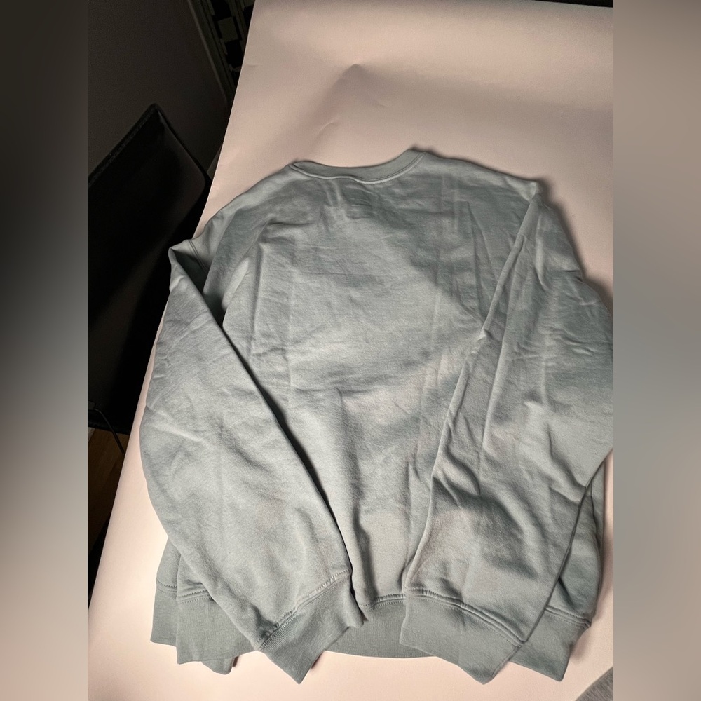 Women’s Star Wars light green sweatshirt. Size xxl. - Picture 6 of 9